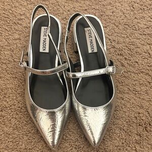 Steve Madden Metallic Silver Flats